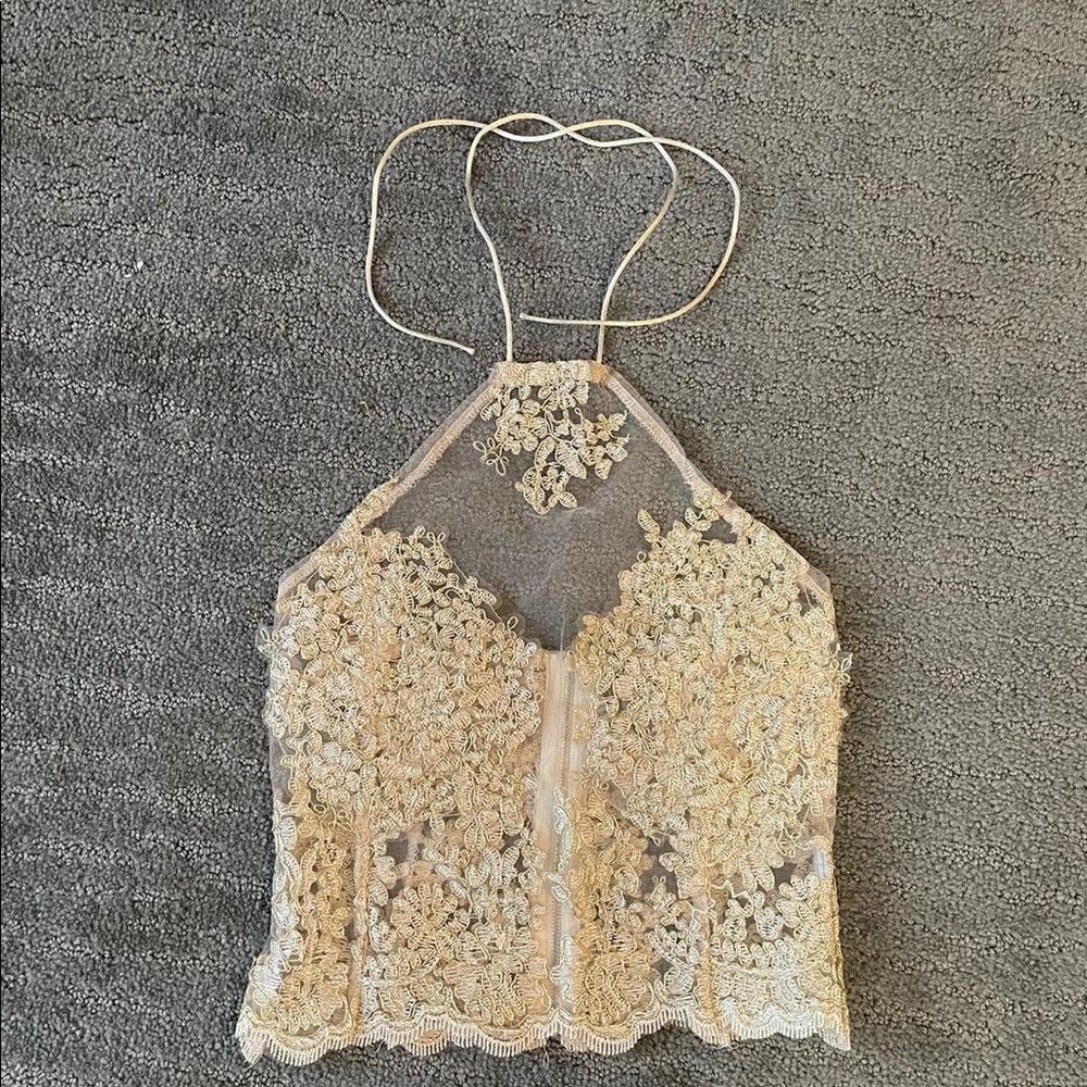 White fox halter